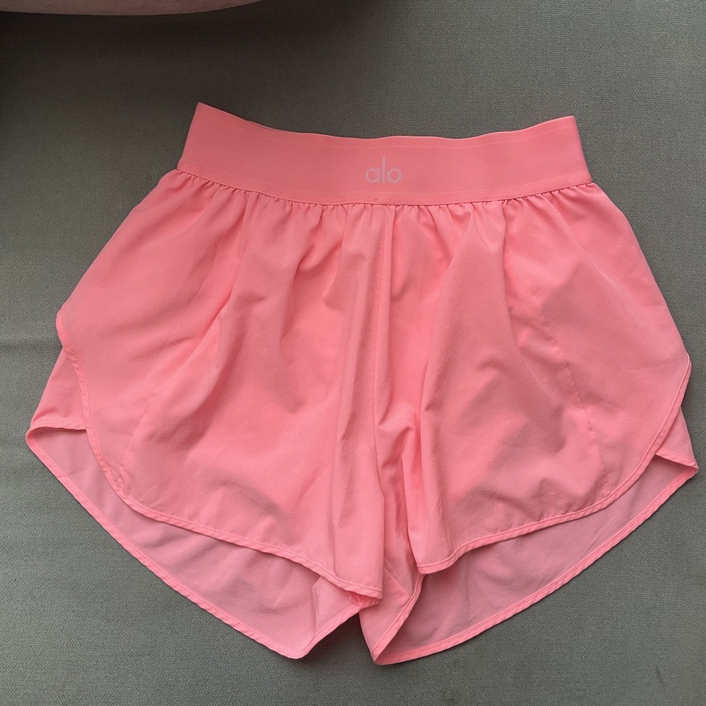 ALO Match Point Short Neon Bubblegum S - Picture 6 of 9